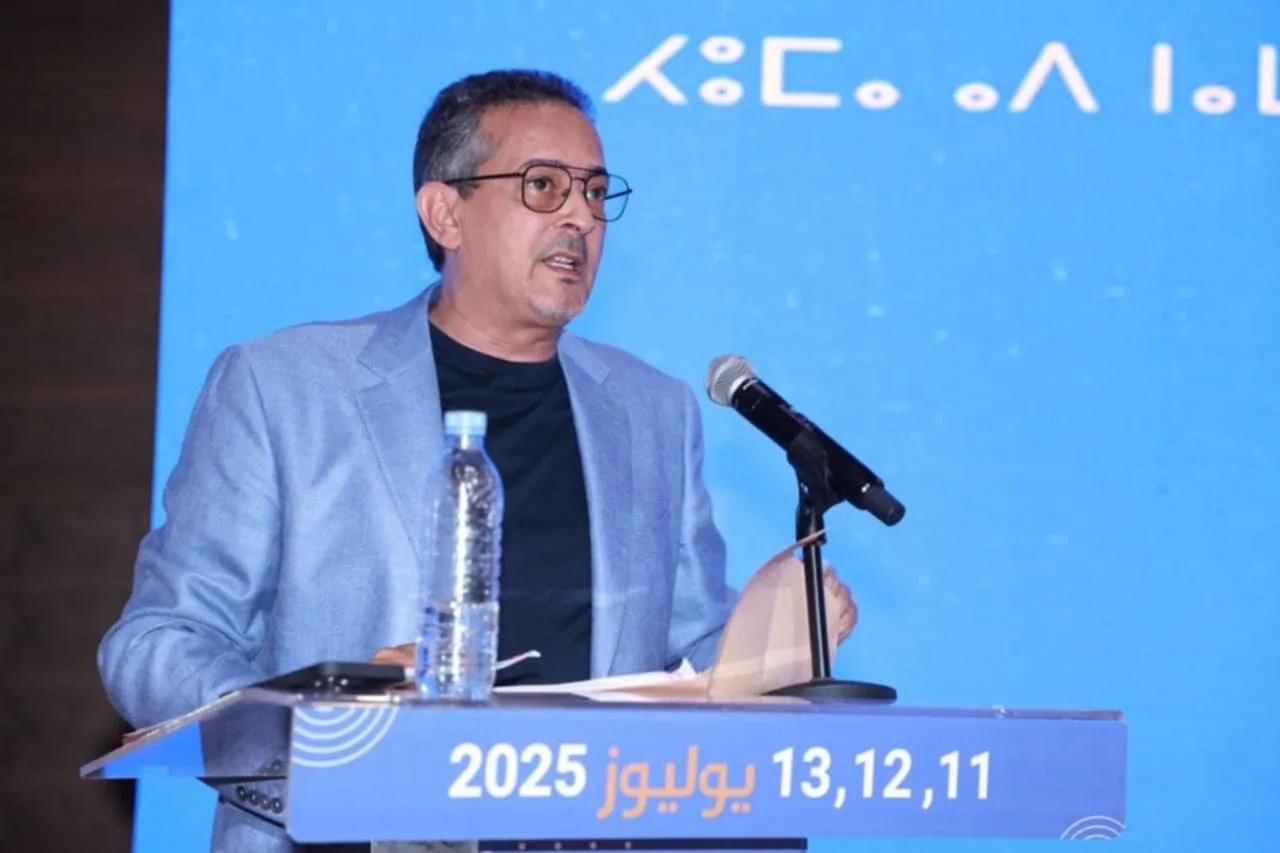 عاصفة من الانتقادات تُلاحق المهاجري بسبب تصريحاته الصادمة في حق الممرضين بالعالم القروي