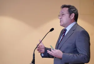 إسبانيا : المطالبة بتعليق مهام النائب العام بعد اتهامه بتسريب أسرار قضائية