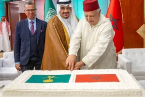 المنصوري يشيد بإصلاحات المغرب ويبرز متانة العلاقات مع السعودية في ذكرى عيد العرش