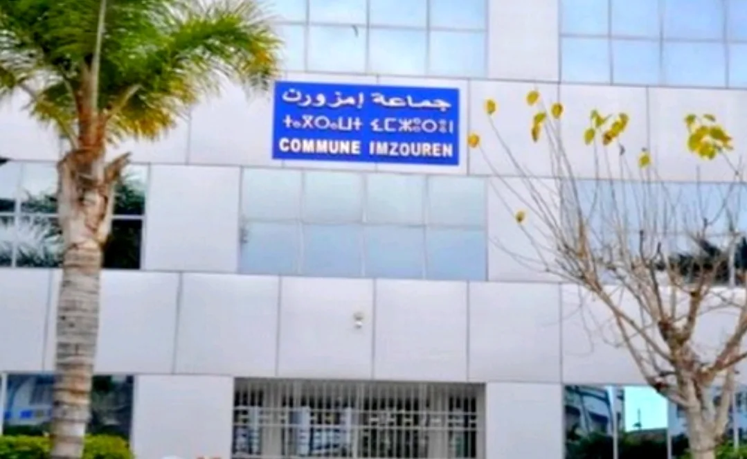 هل أخرج محمد سحنون جماعة إمزورن من النفق بعد عزل الرئيس السابق في قضايا فساد