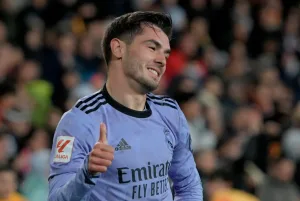 إبراهيم دياز سيغادر ريال مدريد رغم تصريحات الدعم الغريبة من تشابي ألونسو