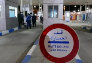 توقيف بلجيكية في معبر سبتة بتهمة اختطاف طفلتين … يقظة أمنية إسبانية وسط عبور الجالية المغربية