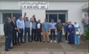 أبطالها أعوان سلطة ومنتخبون وسماسرة … الوثائق الإدارية في المزاد بجماعة بني سيدال الجبل بالناظور