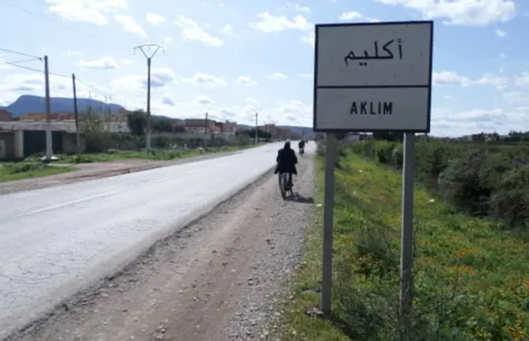بركان :    شكاوى مواطنين من تعامل غير مسؤول من موظف بجماعة أكليم تُثير مطالب بالمساءلة
