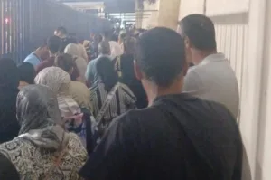 احتجاجات غاضبة في سبتة المحتلة بسبب “امتيازات العبور” لمركبات مغاربة العالم