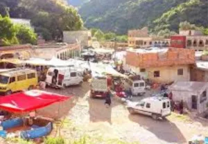 ساكنة جماعة بني أحمد إموكزان تراسل بالحسيمة تشتكي همومها لعامل الإقليم