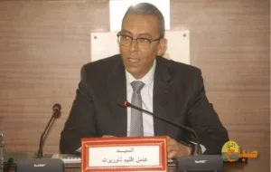 فيديو :    تاوريرت تشتعل سياسيًا … مستشار من الأغلبية يتهم عامل الإقليم بالتقصير والإختباء بمكتبه في مقر العمالة   !