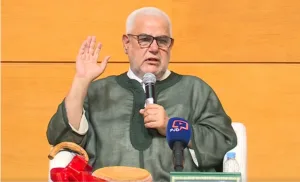 قال للفتيات : “للي جا يخطب شدو فيه”  … عاصفة نسائية ضد تصريحات بنكيران : “لا للوصاية… نعم للكرامة !”