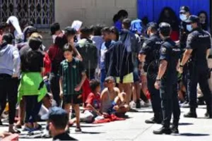دخول 54 قاصرًا في يوم واحد … سبتة المحتلة تستنجد بمدريد بعد تدفق غير مسبوق للقاصرين المغاربة