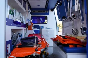 حلوى “الزجاج” في زايو.. فحوصات تنفي الإصابات والسلطات توقف المحل مؤقتًا