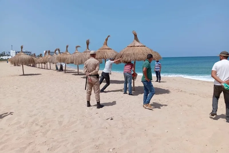 طنجة: سكان مدشر الحجريين بين ترقب وغضب بعد هدم انتقائي بمنشآت شاطئ سيدي قاسم