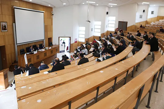 وزارة التعليم العالي تخصص 5% من المقاعد الجامعية للطلبة الأجانب غير المقيمين بالمغرب ابتداء من الموسم المقبل