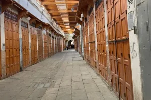 احتقان تجاري في تازة: لجنة مركزية تدخل على خط أزمة الزيادات في كراء المحلات الوقفية