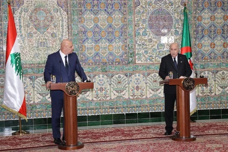 من قلب الجزائر أمام مسامع تبون..إشادة رسمية بدور المغرب في صناعة السلم وإنهاء الحرب الأهلية