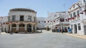 حرب “ساحة الريف” تشتعل في قلب الحسيمة :    مشروع تهيئة يفوف 300 مليون سنتيم يثير زوبعة من الاتهامات والأكاءيب 