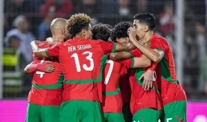 محترفو المغرب يشعلون الميركاتو الصيفي بحثاً عن المجد القاري والعالمي
