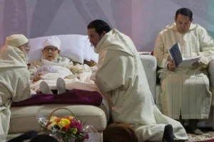منير القادري يتنازل رسميًا عن مشيخة الزاوية البودشيشية لصالح شقيقه معاذ.. مؤكدًا التزامه الكامل بطاعة أمير المؤمنين واختياراته