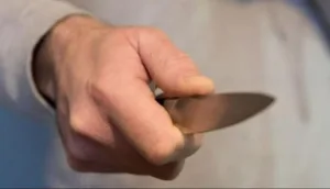 جريمة غامضة تهز البهاليل.. زوجة تنهي حياة شريكها وتبتلع أقراصا منومة