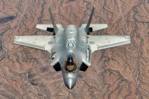 سباق التسلح في غرب المتوسط.. المغرب يدرس اقتناء “F-35” وإسبانيا تراهن على المقاتلات الأوروبية