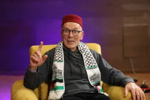 النيابة العامة تكشف تفاصيل جديدة حول واقعة العثور على “سيون شمعون أسدون” مغمى عليه بمنزله بالدار البيضاء