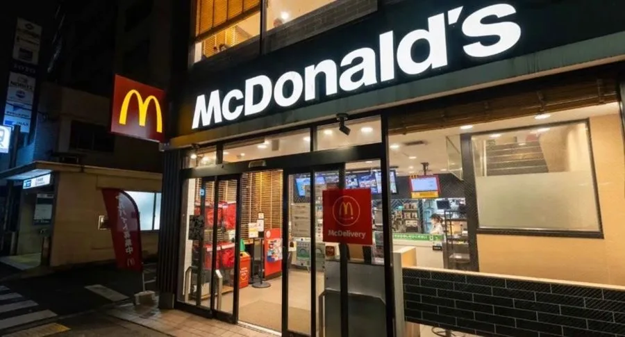 ماكدونالدز اليابان تعتذر بعد فوضى حملة بطاقات “بوكيمون”