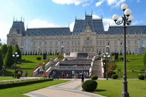 55 ألف طالب أجنبي اختاروا الجامعات الرومانية خلال خمس سنوات والمغرب ضمن العشرة الأوائل