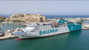 مليلية المحتلة … دعم النقل البحري تحت مجهر ديوان المحاسبة الإسباني وسط تراجع عبور الجالية المغربية