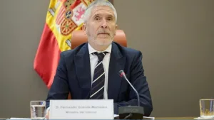 وزير الداخلية الإسباني يشيد بالتعاون “النموذجي” بين المغرب وإسبانيا ويبرز تحضيرات مشتركة لكأس العالم 2030