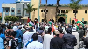 مغاربة يتظاهرون تنديداً بالمجاعة في غزة ويطالبون بوقف الإبادة الإسرائيلية