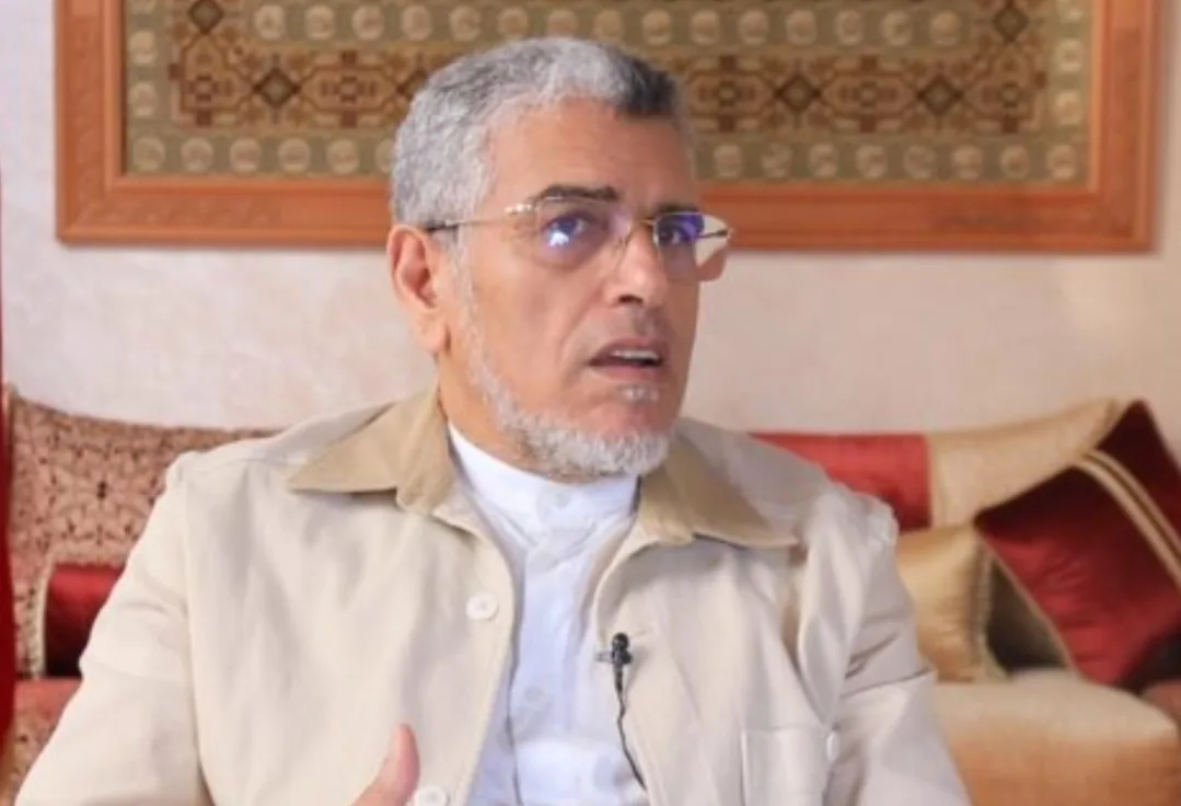 الرميد يهاجم “الحملة السوداء” ضد ولي العهد