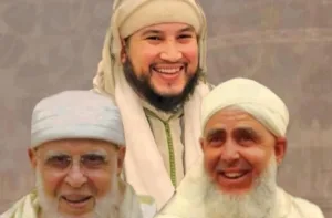 الملك يحجب رعايته الرسمية :    الزاوية البودشيشية تعلن تنظيم احتفالات المولد النبوي جهوياً وسط حديث عن خلافات داخلية