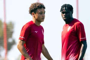 باير ليفركوزن يقدم عرضًا رسميًا للتعاقد مع الدولي المغربي إلياس بنصغير