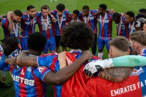 كريستال بالاس يخسر استئنافه أمام “كاس” ويبقى خارج الدوري الأوروبي بسبب تعارض الملكية