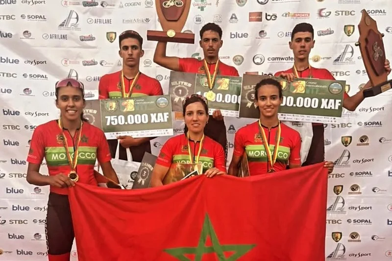 الدراجون المغاربة يسيطرون على الجائزة الكبرى شانتال بيا بالكاميرون