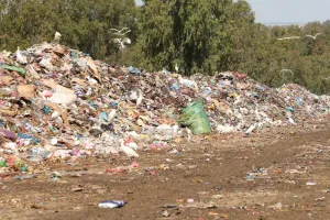 مطارح النفايات العشوائية تستنفر سلطات جهة الدار البيضاء-سطات وتحرك لجان التفتيش