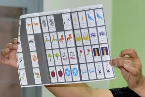 أحزاب اليسار تطالب برقمنة لوائح الانتخابات ومنع المفسدين من الترشح