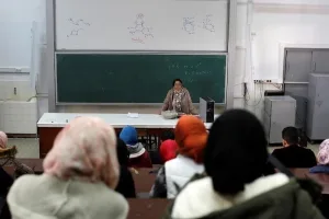 توحيد آليات صرف المنح الدراسية للطلبة في المؤسسات غير الجامعية