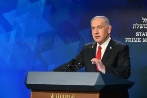 نتنياهو ينتقد دعوة ماكرون للاعتراف بفلسطين ويصفها بمعاداة السامية