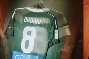 عز الدين أوناحي يصر على الليغا وسط مفاوضات مع مارسيليا وخيرونا
