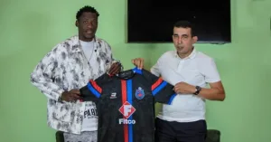 أولمبيك آسفي يعزز صفوفه بالإيفواري أبا بكر سيلا استعداداً لكأس الكونفدرالية الإفريقية