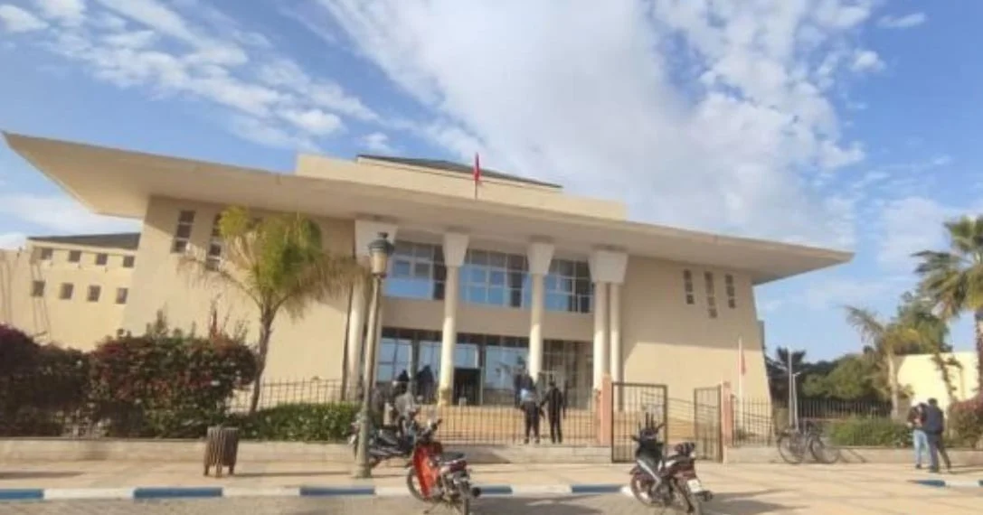سجن مدون بابن جرير بستة أشهر بسبب محتوى مسيء لعامل إقليم الرحامنة عزيز بوينيان باشا مدينة ابن جرير رشيد الصادقي