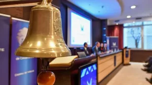 بورصة الدار البيضاء تغلق على انخفاض طفيف في المؤشرات الرئيسية