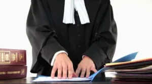 صمت المحامين أمام قانون العقوبات البديلة يثير التساؤلات !