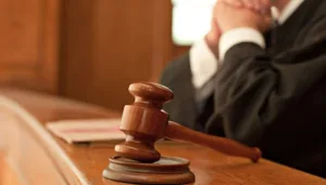 محاكمة نصاب انتحل صفة ضابط أمن لاستغلال معاناة المواطنين بفاس