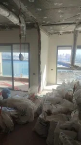 صور : فوضى الأشغال وكراء غير قانوني يهددان أمن وسلامة سكان “مارينا” كازا
