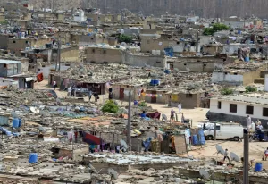 المندوبية : 41,6٪ فقط من المغاربة نشيطون و3٪ يعيشون في مساكن صفيحية