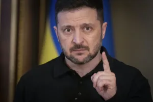 زيلينسكي يرفض دعوة بوتين إلى موسكو ويشترط عقد الاجتماع في كييف