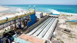 مشروع محطة تحلية مياه البحر بطنجة يراوح مكانه وسط أزمة عطش متصاعدة