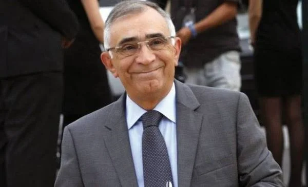 الدكتور عمر عزيمان يتوج بالجائزة الدولية “ذاكرة من أجل الديمقراطية والسلم” تقديرًا لمساره الريادي في العدالة والمصالحة