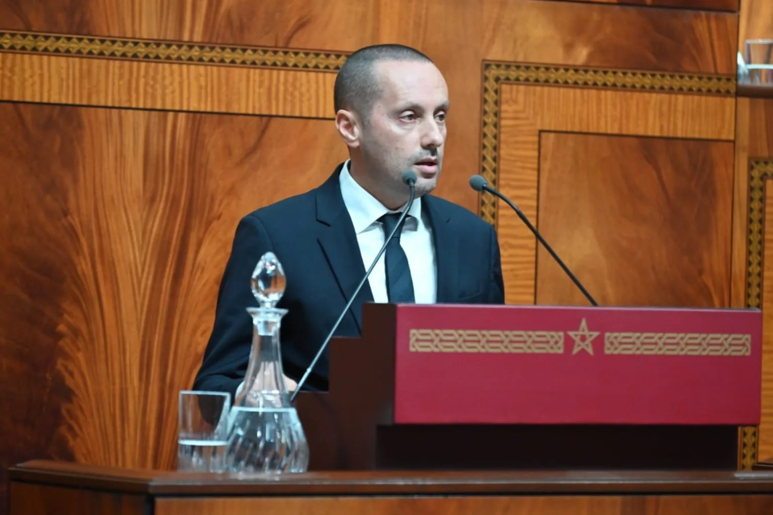 لجنة تفتيش مركزية تزور مستشفى تاونات لتقييم تدهور الوضع الصحي